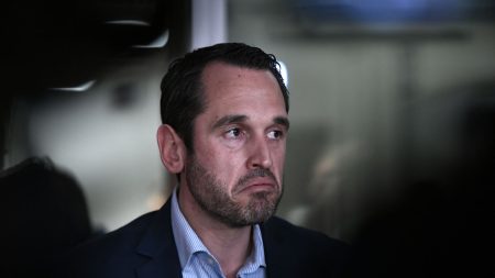 Budget et retraites : le PS déplore un retour en arrière du Premier ministre Budget, retraites : "Il y a une forme de retour en arrière de la part du Premier ministre", regrette le secrétaire général du PS