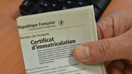 Carte grise : hausse des tarifs dans sept régions en 2025 Carte grise : augmentation du tarif dans sept régions en 2025