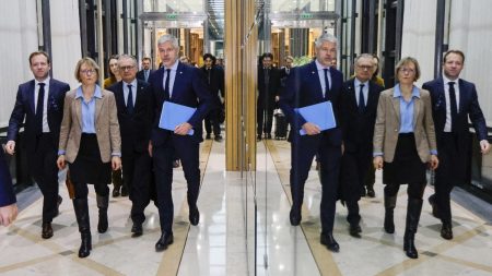 Droite pose conditions pour compromis budget 2025 après réunion à Bercy "Un soutien vigilant au gouvernement" : reçue à Bercy, la droite pose à nouveau ses conditions pour un compromis sur le budget 2025