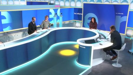 Économies, narcotrafic… Les informés débattent avec Salhia Brakhlia et Renaud Dély. Mesures d'économies, lutte contre le narcotrafic... Les informés du matin du jeudi 23 janvier
Tous les matins, les informés débattent de l'actualité autour de Salhia Brakhlia et Renaud Dély.