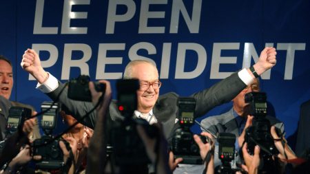 :
    Récit




  

    
      
    
  
  Le 21 avril 2002, le jour où Jean-Marie Le Pen a fait trembler la vie politique française