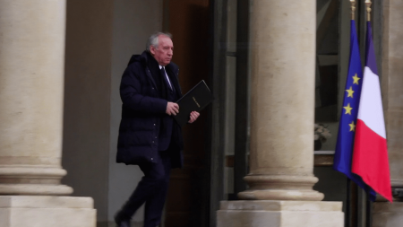 Fin de vie : présentation de deux textes distincts Fin de vie : deux textes distincts seront présentés