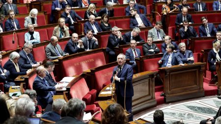 François Bayrou : la proportionnelle, nouveau cheval de bataille du Premier ministre ? Discours de politique générale de François Bayrou : le temps de la proportionnelle, cheval de bataille du nouveau Premier ministre, est-il venu ?