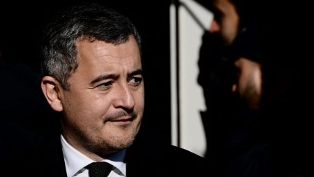 Gérald Darmanin : Réunion lundi avec les procureurs pour agir contre les récentes violences Gérald Darmanin réunira lundi les procureurs pour leur donner des instructions en réponses aux "violences inacceptables" récentes