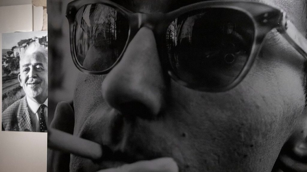 "Godard a pris le livre et il en a fait du cinéma": Paule Palacios-Dalens décortique le travail graphique du cinéaste de la Nouvelle Vague