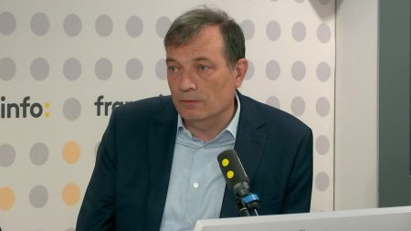 Hausse des prix à la pompe : sanctions renforcées des États-Unis contre la Russie en cause La hausse des prix à la pompe est due à "l'annonce par les États-Unis de l'intention de durcir les sanctions contre la Russie", selon l'Union française des industries pétrolières