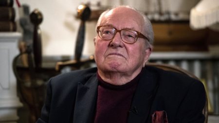 Jean-Marie Le Pen : « Je ne crois pas m’être conduit comme un salaud » en évoquant sa mort "Je ne crois pas ne m'être jamais conduit comme un salaud" : quand Jean-Marie Le Pen parlait de sa mort