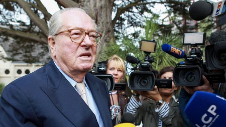 "C'était horrible d'entendre des paroles pareilles" : après sa mort, les propos de Jean-Marie Le Pen sur le "point de détail de l'histoire" ne passent toujours pas