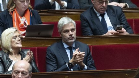 Laurent Wauquiez : Suspendre la réforme des retraites sans financement est « irresponsable » Suspendre la réforme des retraites "sans proposer la moindre piste de financement" serait "irresponsable", estime Laurent Wauquiez