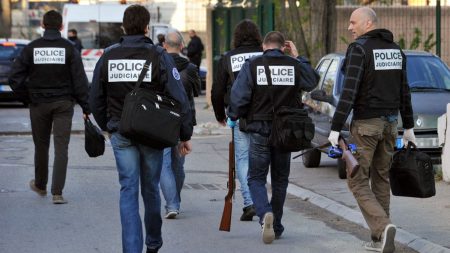 Lutte contre le narcotrafic : le "dossier coffre" pour "masquer" les techniques des enquêteurs ne fait pas consensus