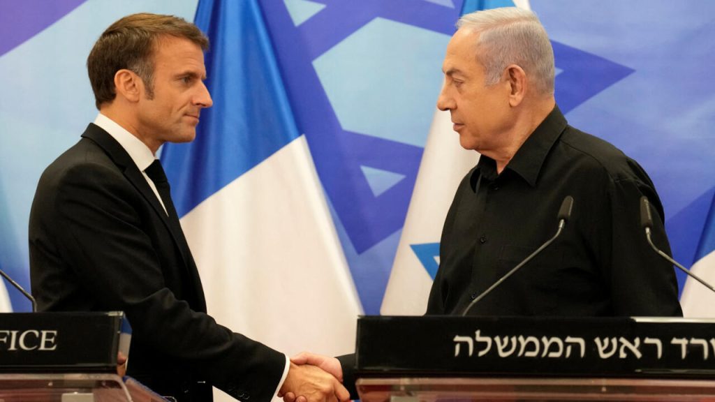 Macron dit à Netanyahu d'honorer le Liban Truce alors que le nombre de morts du feu israélien augmente