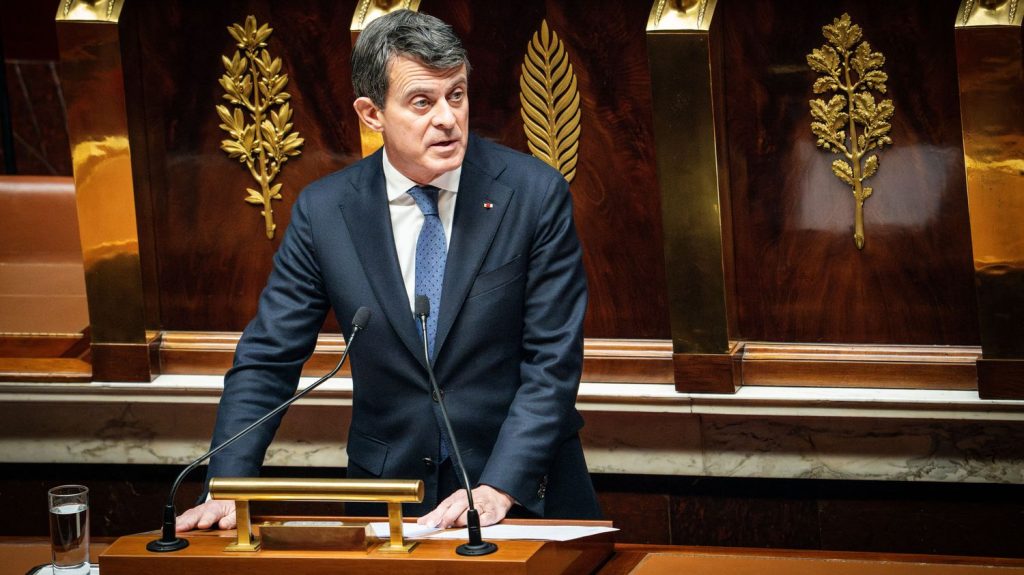 Manuel Valls dénonce les "ingérences" de l'Azerbaïdjan dans les outre-mer