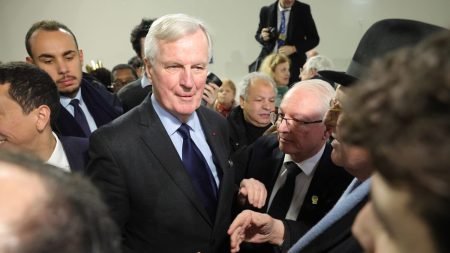 Michel Barnier : « Pas de nostalgie en politique » lors de sa première sortie depuis la chute du gouvernement "On ne peut pas avoir de nostalgie en politique" : Michel Barnier fait sa première sortie publique depuis la chute de son gouvernement