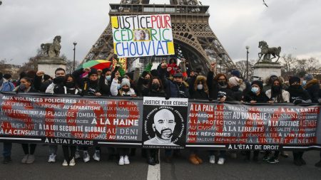 Mort de Cédric Chouviat : "Ils ont exercé une contrainte légitime", estime Laurent-Franck Liénard, l'avocat de l'un des policiers