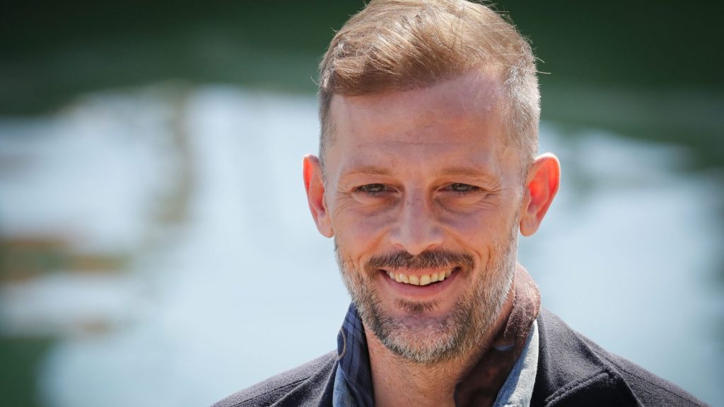 :
    le dernier publié



  

    
      
    
      

  

  
    
    Nicolas Duvauchelle règle ses comptes dans le thriller "Brûle le sang" : "C'est le tiraillement entre le pardon et le désir de vengeance"

          Tous les jours, une personnalité s'invite dans le monde d'Élodie Suigo. Mercredi 22 janvier 2025 : le comédien, Nicolas Duvauchelle. Il est à l'affiche du film d'Akaki Popkhadze, "Brûle le sang".
    
    
          Diffusé le 22/01
                      
        7min
