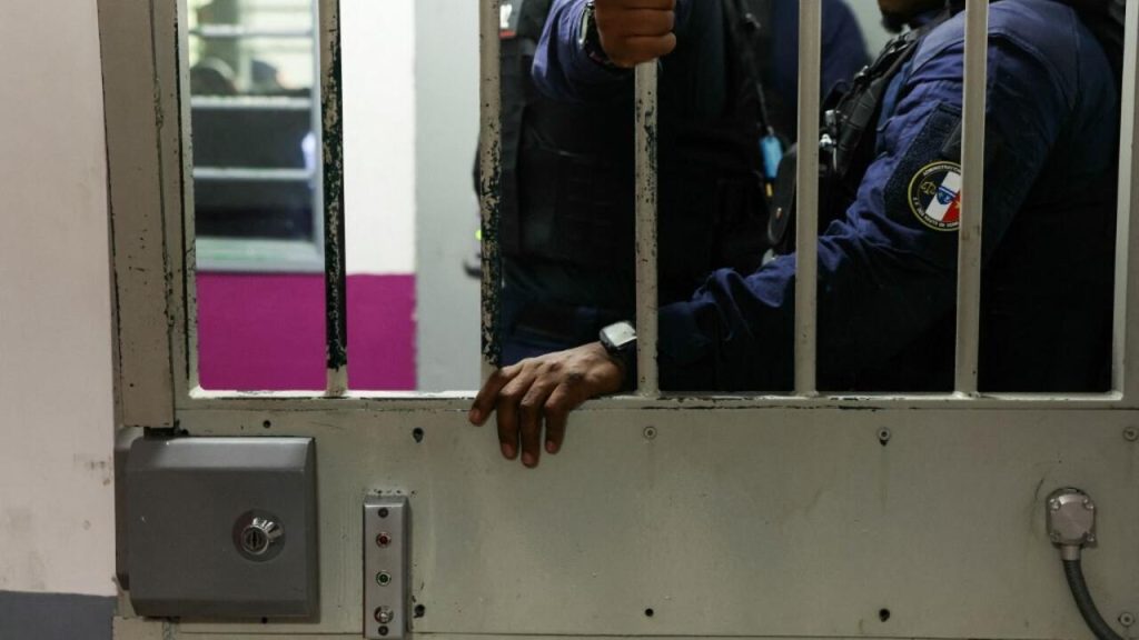 Nouvelle prison pour isoler 100 des seigneurs de drogue les plus dangereux de la France