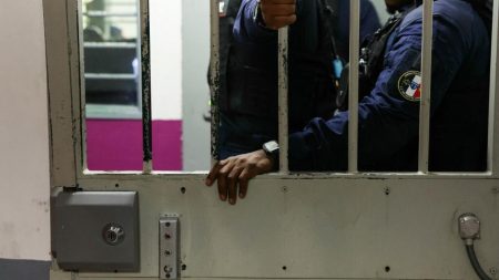 Nouvelle prison pour isoler 100 des seigneurs de drogue les plus dangereux de la France