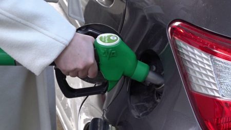 Pouvoir d’achat : hausses des péages et de la carte grise début 2025 Pouvoir d'achat : péages, carte grise... Les augmentations de ce début d'année 2025