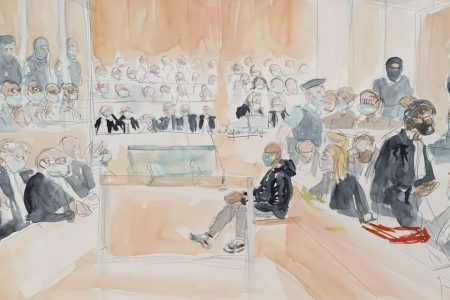 :
    le dernier publié



  

    
      
    
      

  

  
    
                Procès des attentats de janvier 2015 : "Il y avait une attente très forte", se souvient l'ancien juge Régis de Jorna 
    (nouvelle fenêtre)
  

          Qualifié d'historique, le procès des attentats de janvier 2015 a été le premier des grands procès terroristes qu'a connu la France ces dernières années. Retour sur ces trois mois d'audience avec l'ancien juge Régis de Jorna. Les quatorze accusés ont tous été reconnus coupables malgré l'absence de certains comme Hayat Boumeddiene, la compagne d'un des terroristes. Elle serait toujours vivante.
    
    
          Diffusé le 08/01