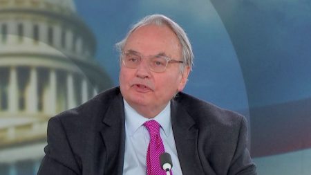 Procès injustifié contre l’administration Biden, critique Jean-Louis Bourlanges lors de l’investiture Trump Investiture de Donald Trump : "Le procès qui est fait à l'administration Biden est très injustifié", déplore Jean-Louis Bourlanges, ancien président de la Commission des Affaires étrangères de l'Assemblée