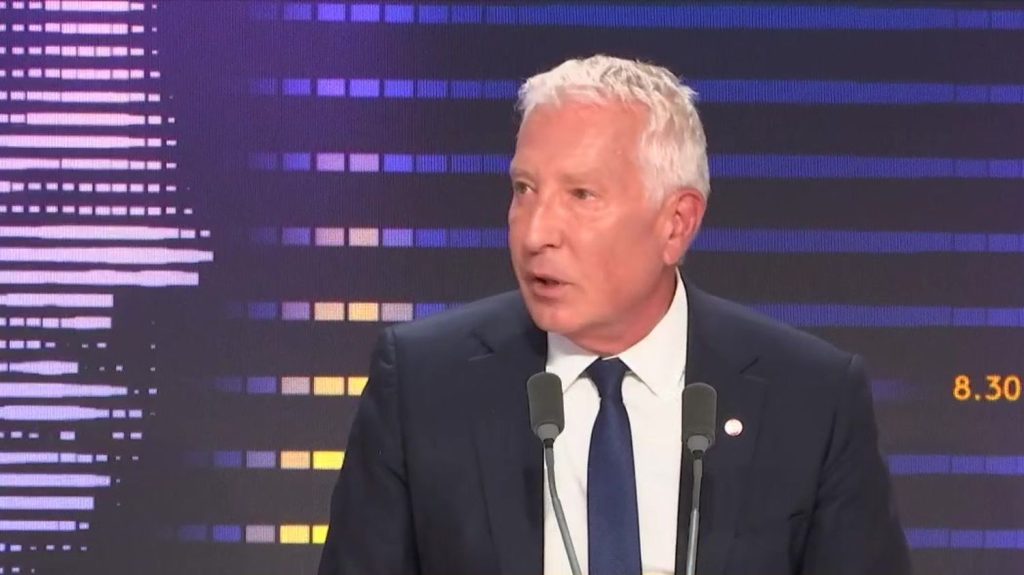 Déclaration de politique générale : "A priori, on ne votera pas la censure qui a été déposée par LFI", annonce le député RN Philippe Ballard