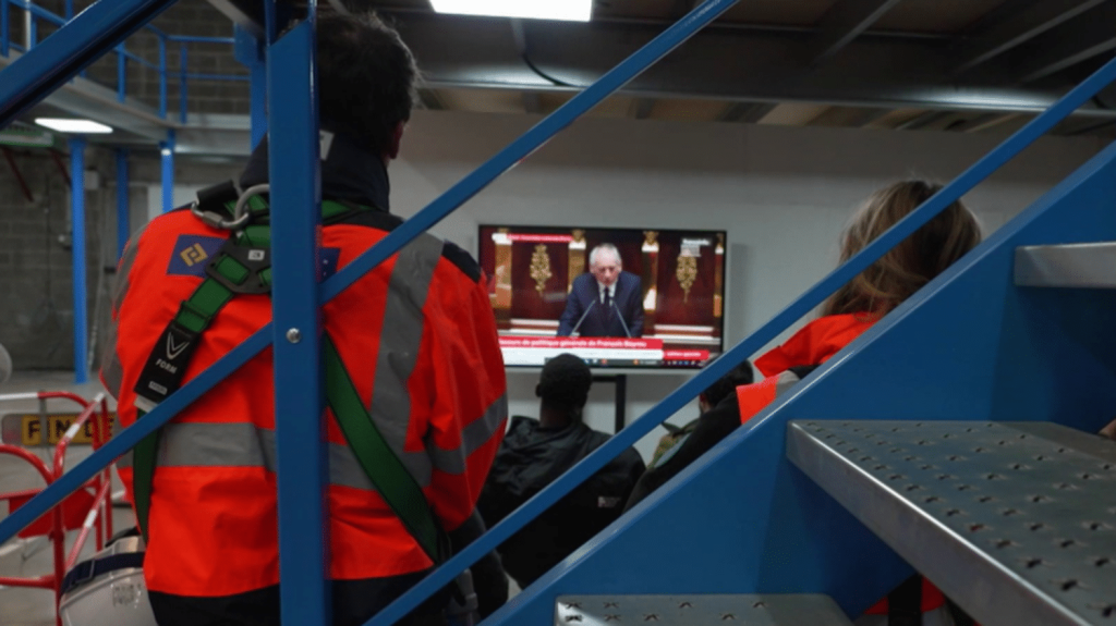 Réforme des retraites : François Bayrou n'annonce pas de suspension, mais des concertations