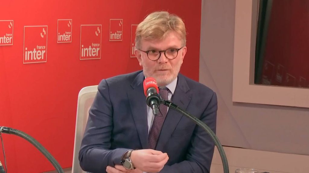 Réforme des retraites : le centriste Marc Fesneau appelle les socialistes à "saisir les mains tendues" et ne pas voter la censure