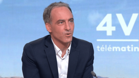 Retraites : Raphaël Glucksmann refuse le chaos Retraites : "Nous ne voulons pas le chaos", assure Raphaël Glucksmann