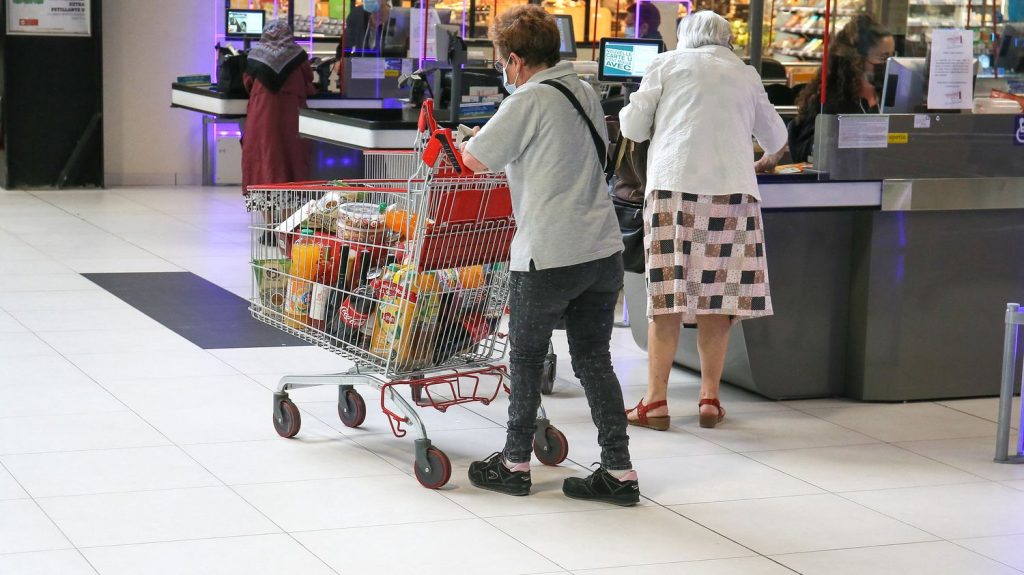 Pouvoir d’achat : les seniors relancent la consommation, d'après une étude