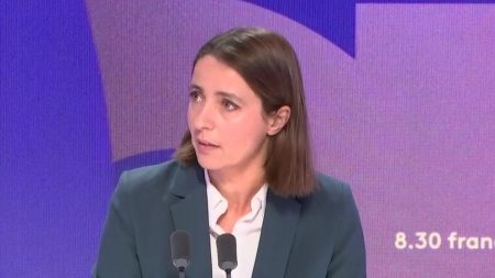 Sophie Binet (CGT) : « Trouver un chemin pour abroger la réforme des retraites » "Tout l'enjeu, c'est de trouver un chemin vers l'abrogation de la réforme des retraites", affirme Sophie Binet, secrétaire générale de la CGT