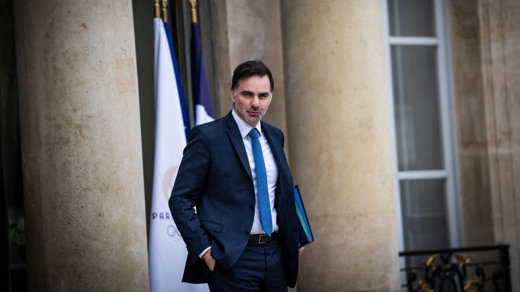 Il faut "des mesures de rétorsion" en cas de surtaxes douanières par Donald Trump, estime le ministre du Commerce extérieur français