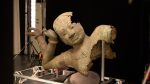 Masterpiesse de bronze cambodgien West Mebon Vishnu subit une restauration en France