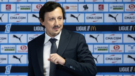 Le chef de Marseille dit désolé d'avoir «corrompu officiant» Barb après la perte à Auxerre