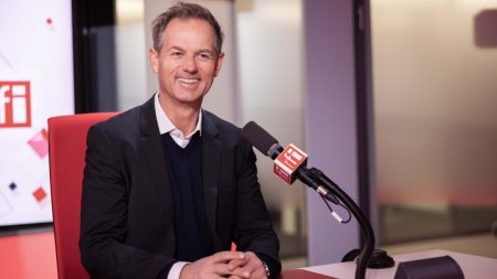2030 Boss des Jeux olympiques d'hiver, Grospiron se délecte du défi d'hébergement pour les Alpes françaises