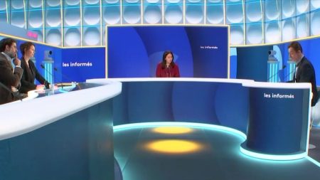 49.3, budget : Débats avec Salhia Brakhlia et Renaud Dély, « Les informés » du 3 février 2025 49.3, budget. Les informés du matin du lundi 3 février 2025
Tous les jours, les informés débattent de l'actualité autour de Salhia Brakhlia et de Renaud Dély.