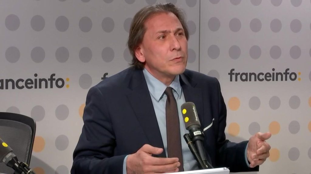 Affaire Bétharram : "On demande la vérité par respect pour les victimes", indique le député PS Jérôme Guedj

          Interrogé à l'Assemblée nationale mardi, le Premier ministre François Bayrou a redit n’être "jamais" intervenu "ni de près ni de loin" auprès de la justice dans cette affaire de violences au sein de l’établissement catholique de Notre-Dame-de-Bétharram, dans les Pyrénées-Atlantiques.