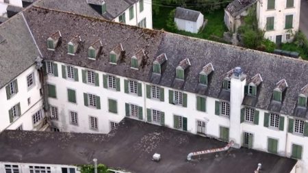 Affaire Bétharram : deux ex-surveillants encore en garde à vue Affaire Bétharram : deux anciens surveillants toujours en garde à vue