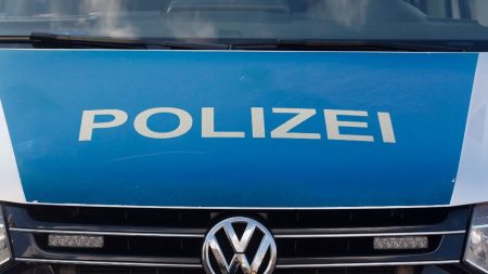 Allemagne : sabotage de voitures, la Russie soupçonnée En Allemagne, l'ombre de la Russie plane après le sabotage de plusieurs centaines de voitures