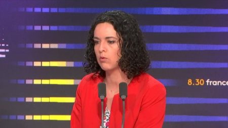 Attaque à Mulhouse : Manon Aubry critique « l’obsession xénophobe » du ministre ciblant les Algériens Attaque à Mulhouse : Manon Aubry dénonce "l'obsession xénophobe" du ministre de l'Intérieur qui "cible les Algériens"