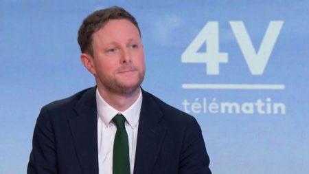 Crise démocratique : racine des préoccupations françaises, selon Clément Beaune “Tous les problèmes qui préoccupent les Français prennent racines dans une crise démocratique”, selon Clément Beaune