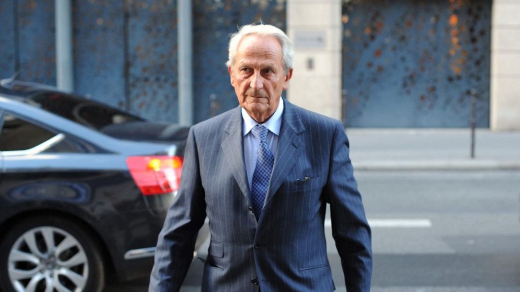 L'ancien ministre Roger Romani, proche de Jacques Chirac, est mort à l'âge de 90 ans, annonce sa famille