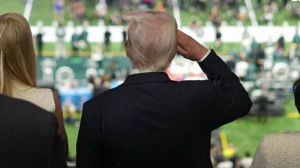 Super Bowl : Donald Trump fait une arrivée remarquée