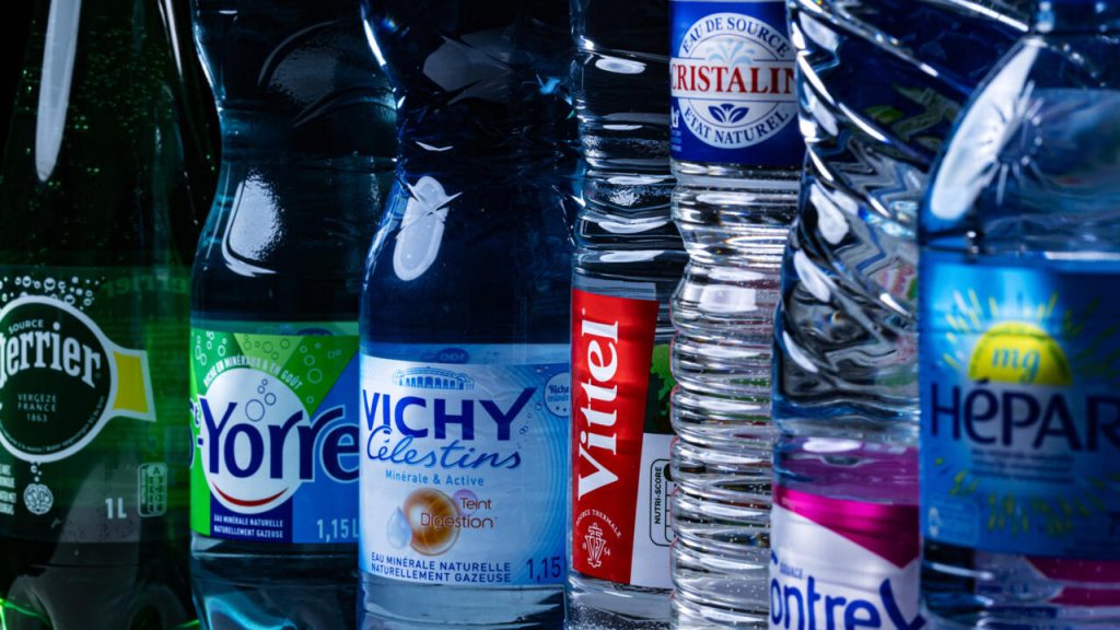 Eaux en difficulté: gouvernement français sous pression sur les révélations de Nestlé
