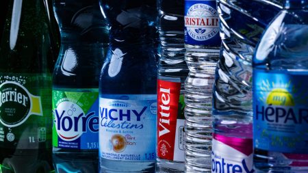 Eaux en difficulté: gouvernement français sous pression sur les révélations de Nestlé
