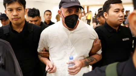 Français voit la peine de mort dans la peine de prendre une peine de 30 ans de prison