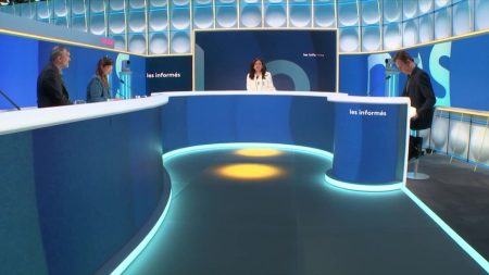 Guerre en Europe, Richard Ferrand nommé : débat avec Salhia Brakhlia et Renaud Dély du 19/02/25 Guerre en Europe, nomination de Richard Ferrand... Les informés du matin du mercredi 19 février 2025
Tous les jours, les informés débattent de l'actualité autour de Salhia Brakhlia et Renaud Dély.