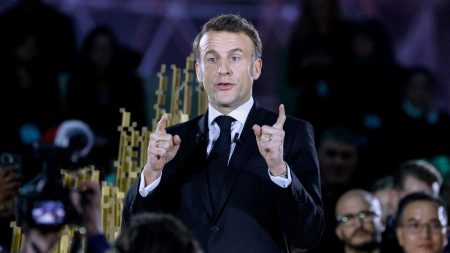 IA : Macron vante l’électricité bas carbone de la France en réponse à Trump :
Vidéo
"Plug, baby, plug !" : au sommet sur l'IA, Emmanuel Macron répond à Donald Trump pour vanter l'électricité bas carbone de la France