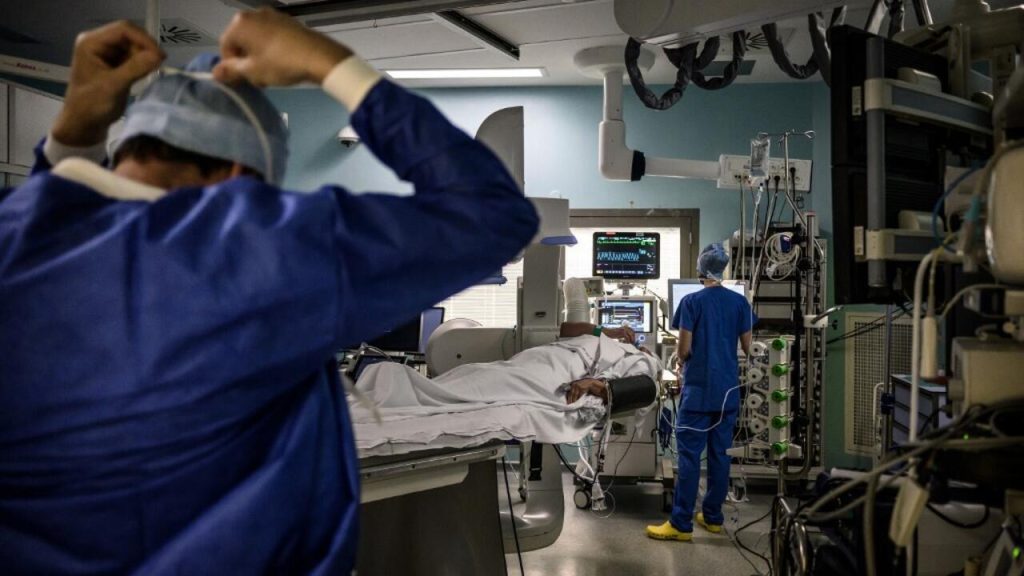 La France admet plus de médecins étrangers que jamais auparavant, mais les inégalités restent