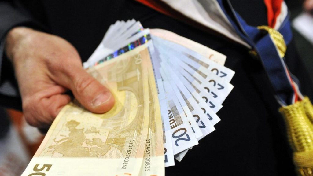 Le rapport de transparence met en garde contre l'augmentation de la corruption, la France glisse dans les classements