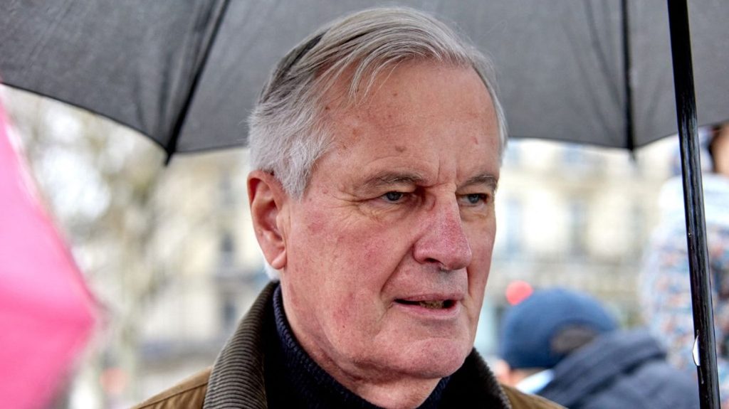 Dérapage budgétaire : Michel Barnier affirme avoir risqué "d'être impopulaire" pour redresser des finances publiques quand il était à Matignon
